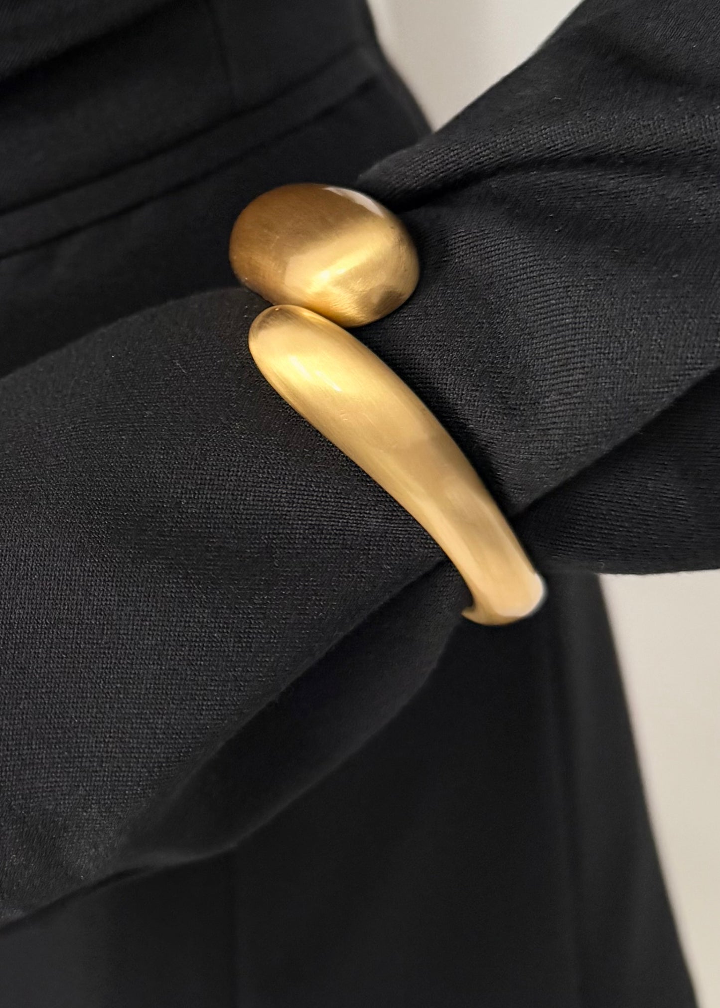 Bracciale rigido Satin